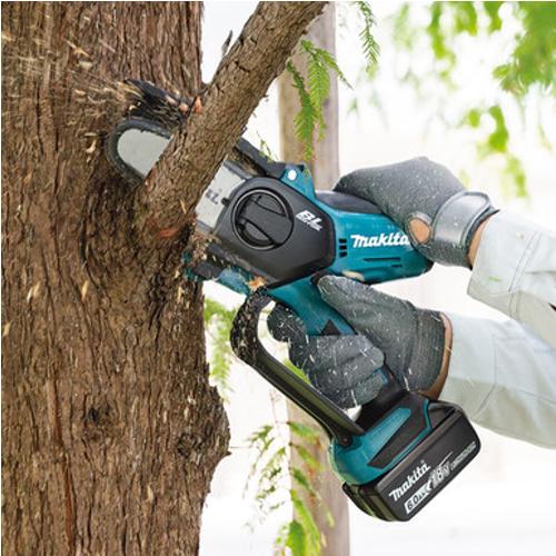 Акумуляторна ланцюгова пила Makita DUC101SF LXT, 18В, 100мм, 3Аг, Зарядний пристрій